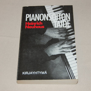 Heinrich Neuhaus Pianonsoiton taide